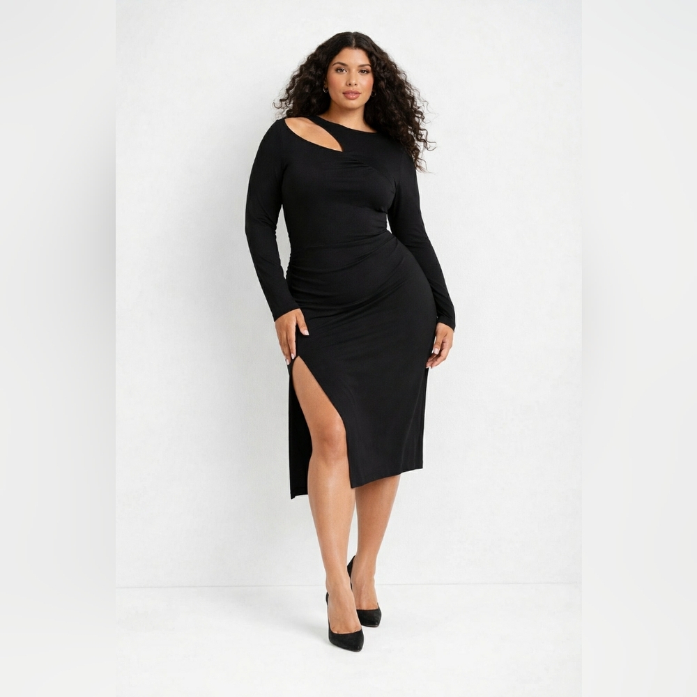Future Collective Women’s Black 2X NWT Long Sleeve Cut-Out Ruched Midi Dress